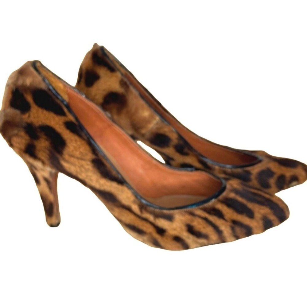 Handmade vintage  genuine‎ leopard skin pump heels  women size 8